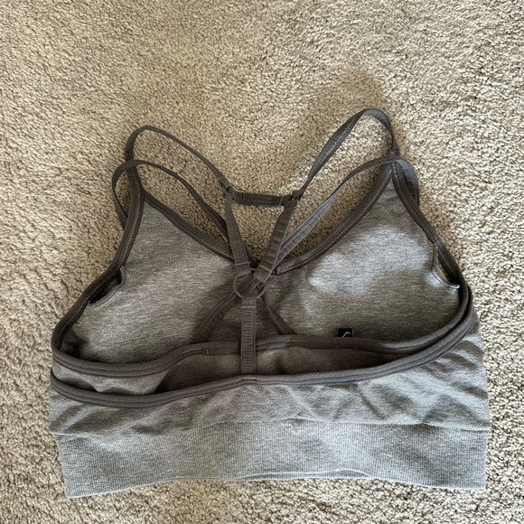 Gymshark Adapt Marl Seamless Sports Bra Grey size small - Picture 3 of 5